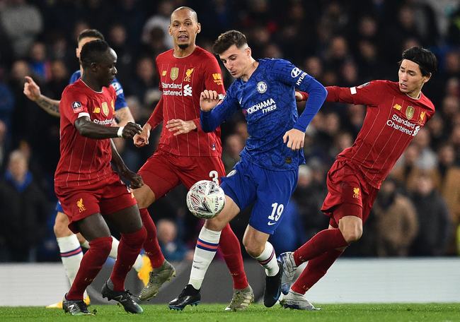 2026年美加墨世界杯扩军至48队，小组赛规则革新，淘汰赛对阵更复杂，传统强队与新势力激烈竞争。