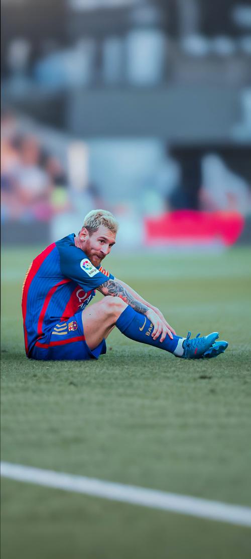 海纳：凯恩还有一年半的合同，我想不出他有什么理由离开拜仁