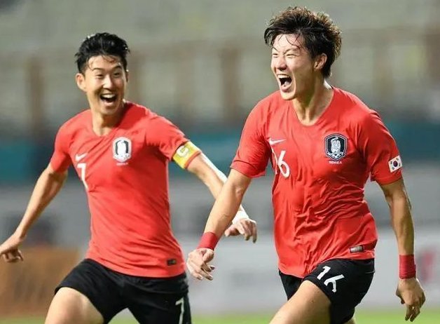 东亚锦U15半场：沢口荣太破门，中国U15暂0-1日本（东亚U15锦标赛半场：沢口荣太建功，中国U15暂以0-1落后日本）